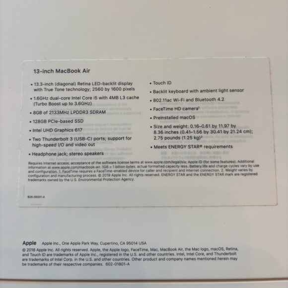 Apple MacBook Air - Silver - Picture 4 of 4